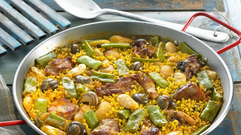 In Sand Restaurant, in Moraira, you can eat the authentic Valencian Paella